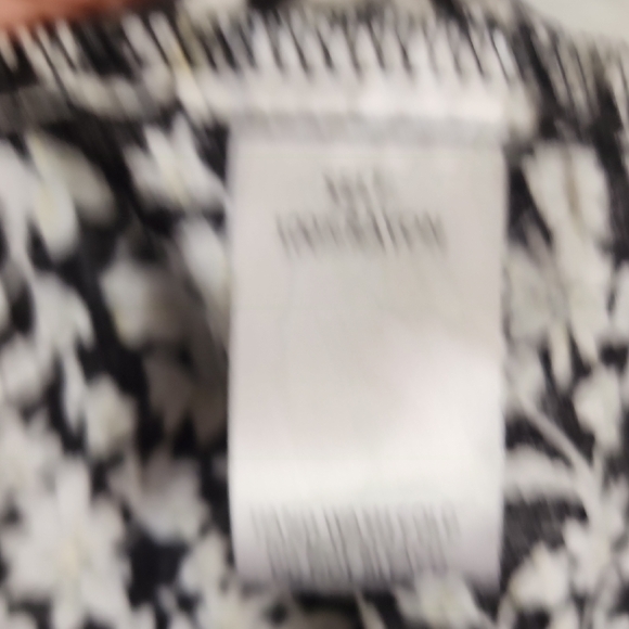 Easel Floral Maxi Dress - Picture 7 of 7